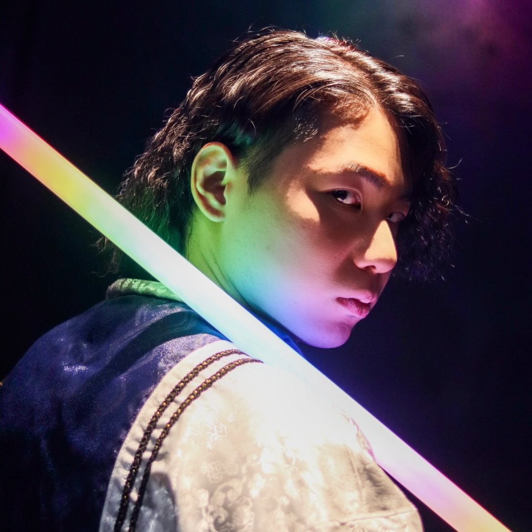 Shuto Morizumi — dramatic portrait with neon light